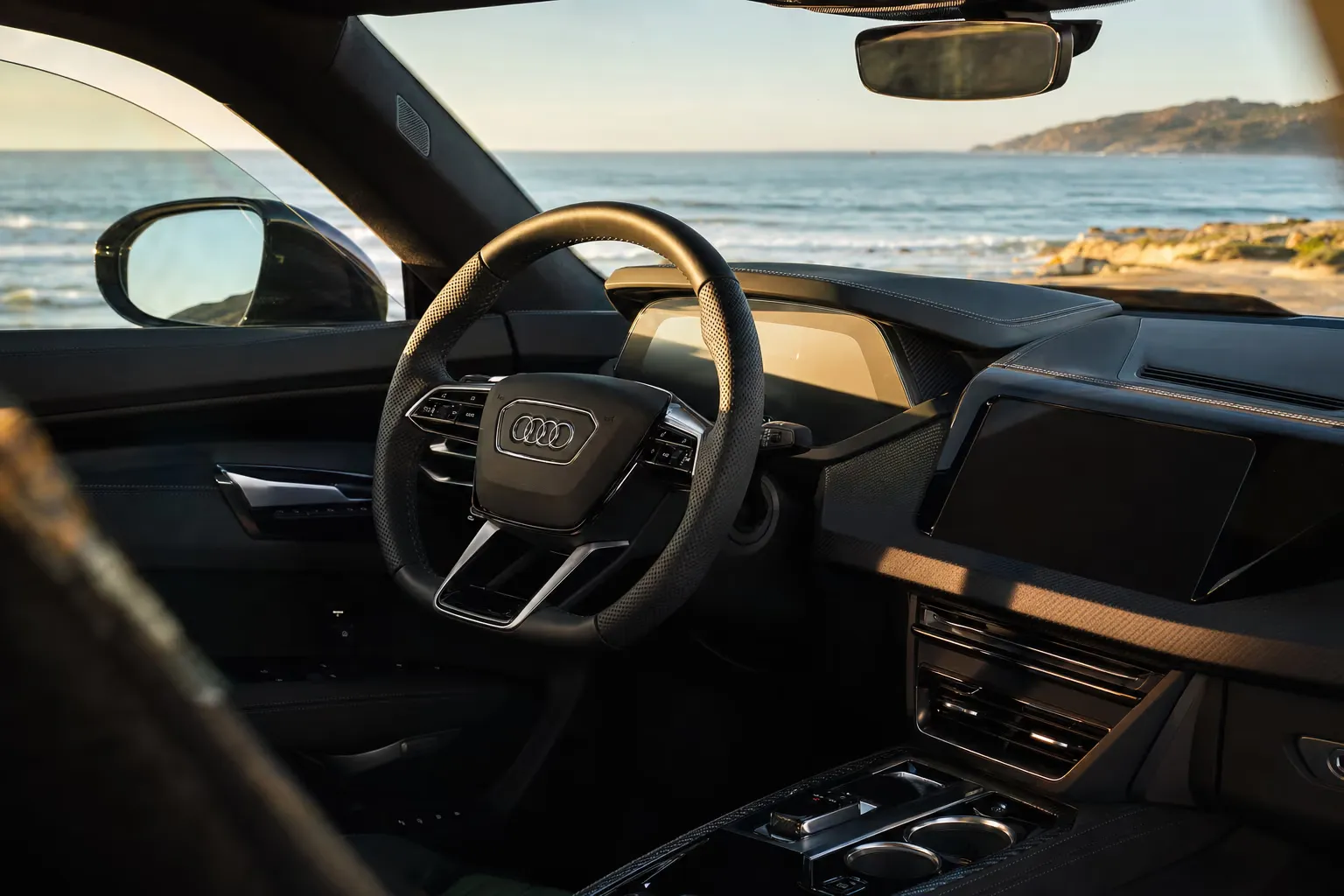 Interni di Audi RS e-tron GT – noleggio in Sardegna