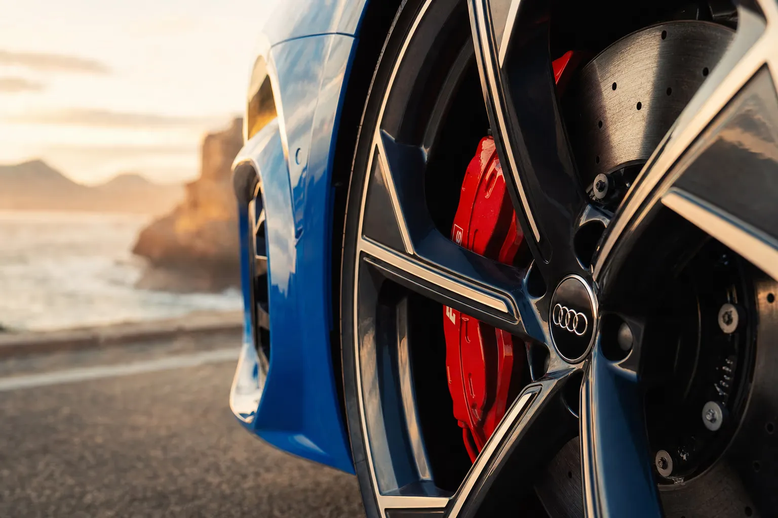 Wheel and brake caliper detail of the Audi RS5 Sportback
