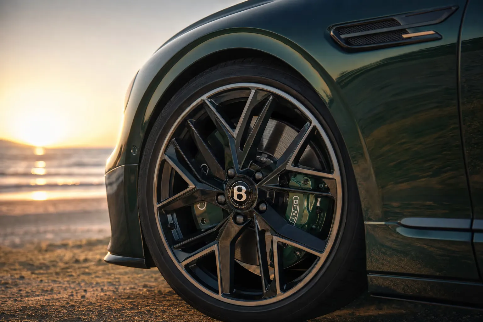 Dettaglio cerchio e pinza freno della Bentley Flying Spur