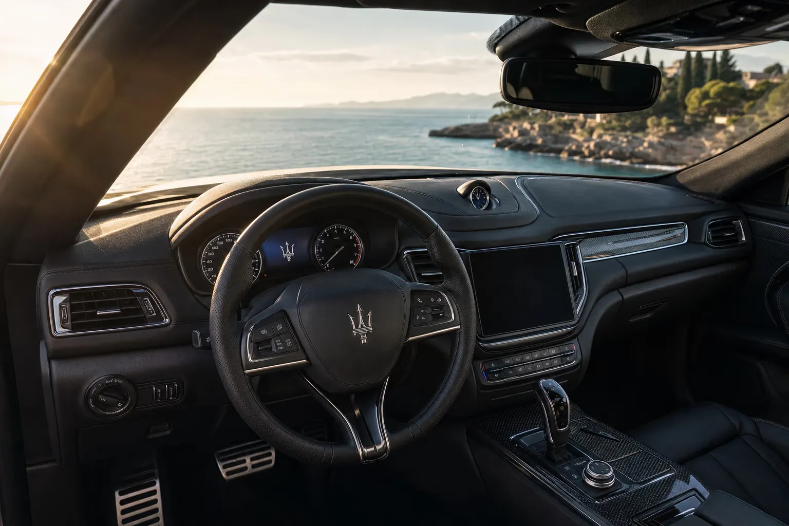 Interni di Maserati Ghibli Trofeo – noleggio in Sardegna