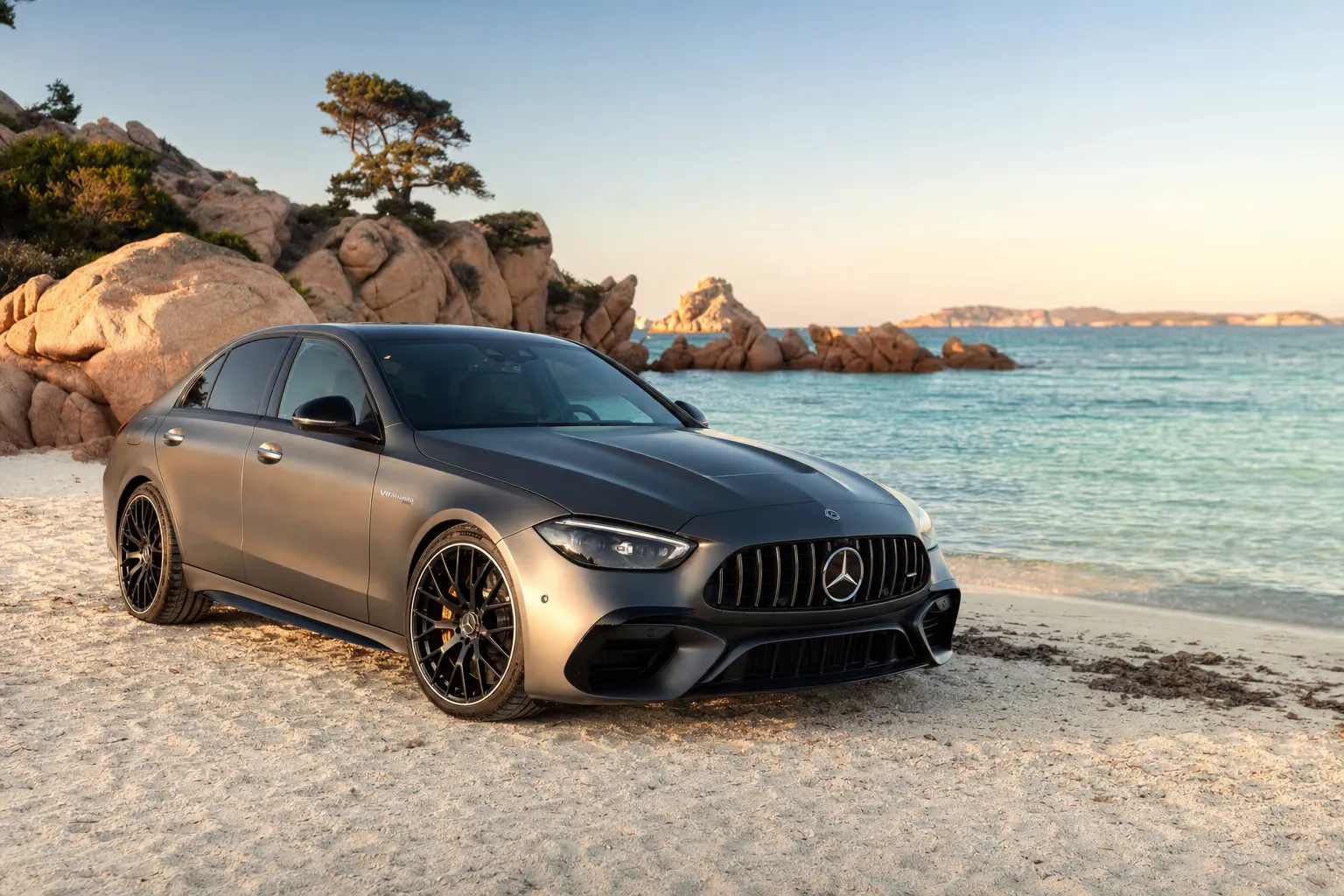 Noleggio Mercedes-AMG C 63 S in Sardegna – LSM Car Luxury