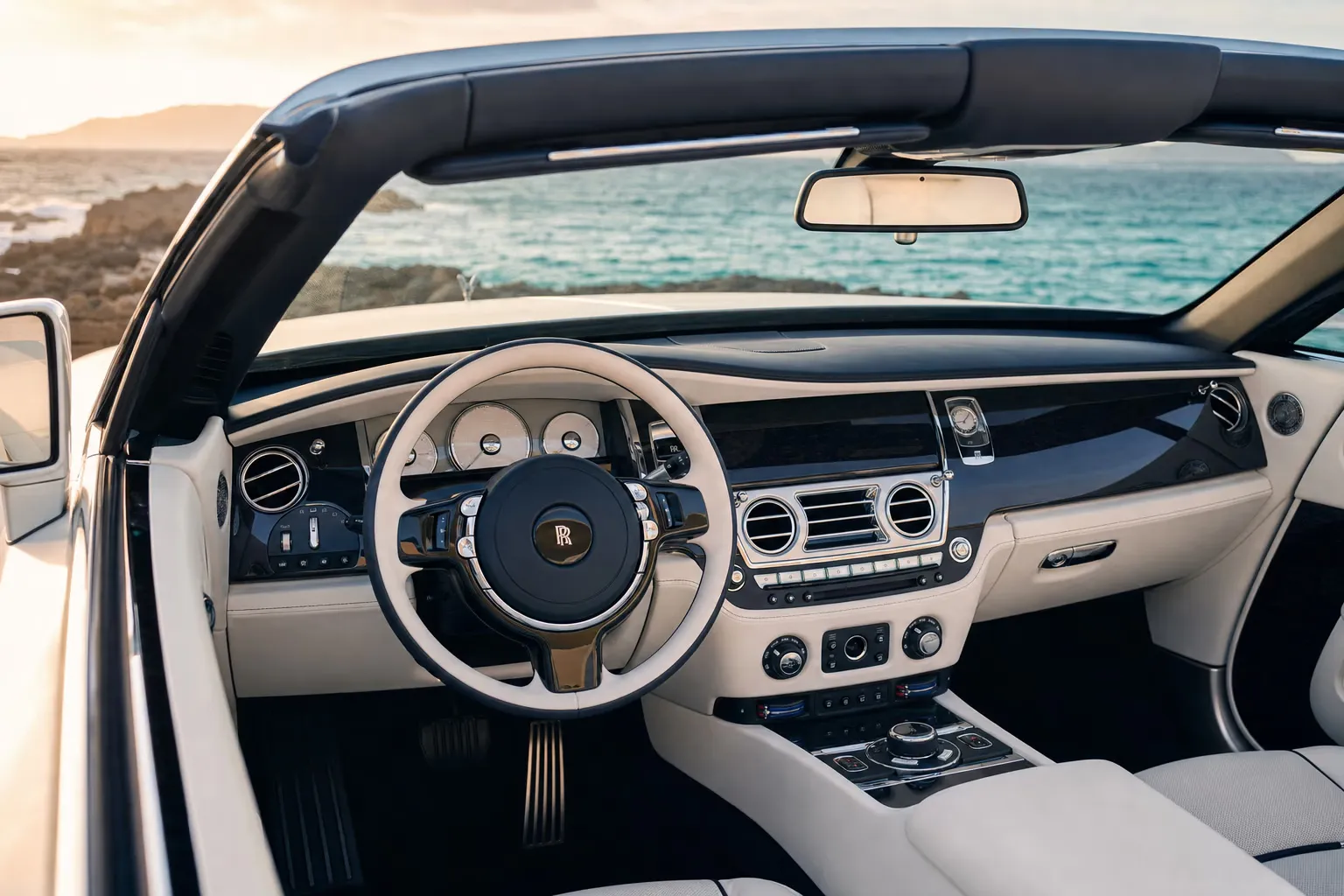 Interni di Rolls-Royce Dawn – noleggio in Sardegna