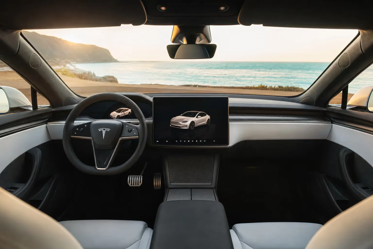 Interni di Tesla Model S Plaid – noleggio in Sardegna
